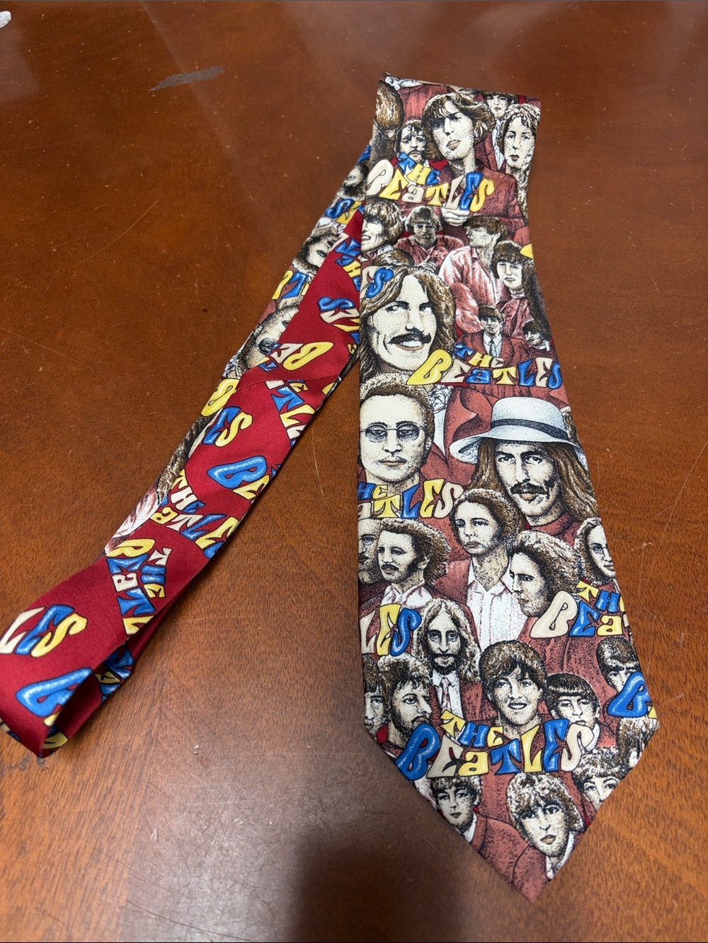 Roberto Mocellini 100% silk Beatles tie